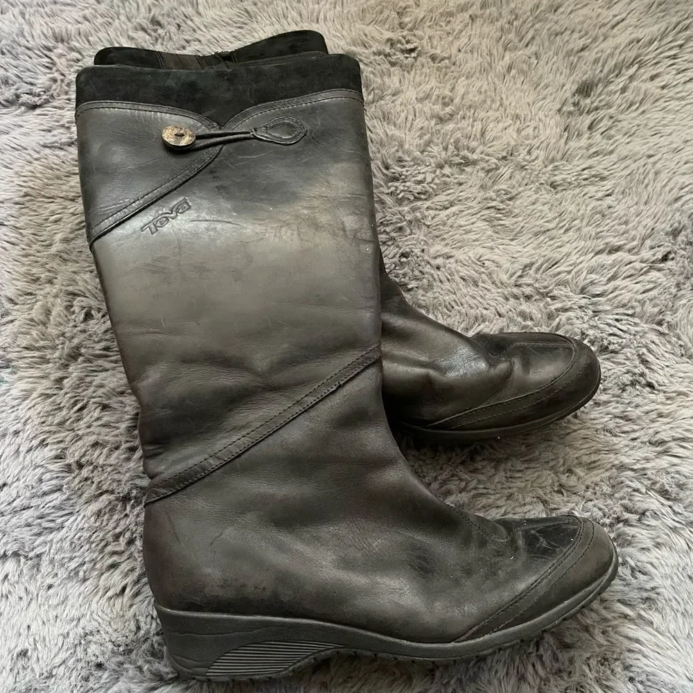 Teva womens leather boots‎